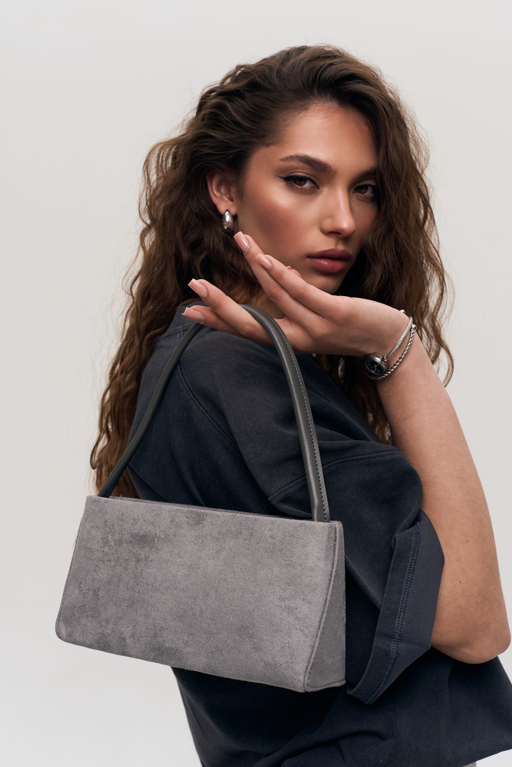 LESSÉ SUEDE BAG