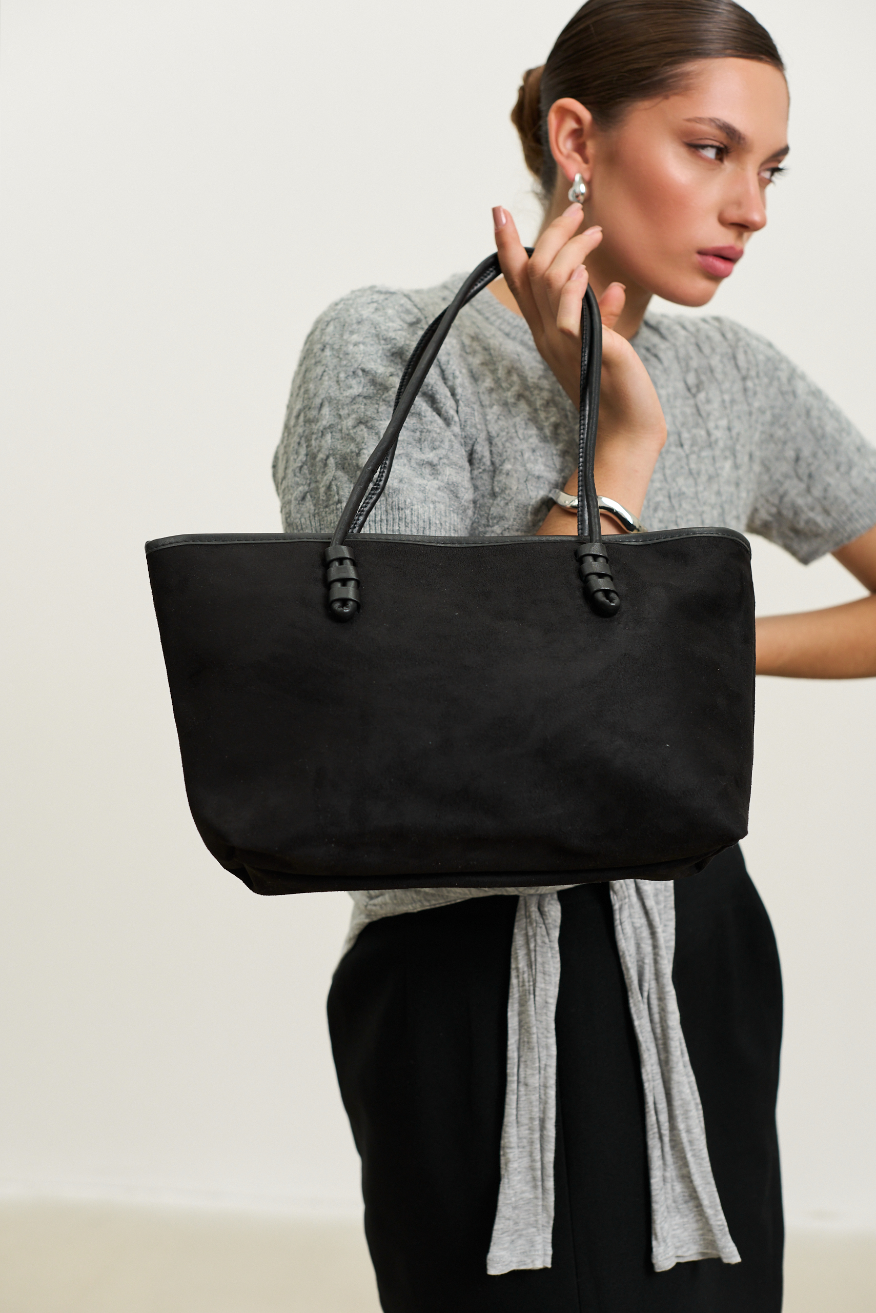 PLETA SUEDE BAG